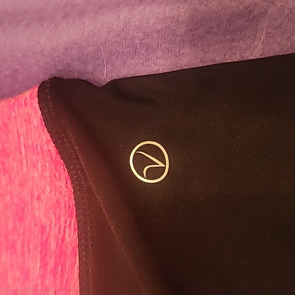 0702. VOGO ~ NWOTs ~ Women's XL Black & Pink Athletic Shorts ~ So Sexy 🩷🩷NEW!! - Picture 2 of 11